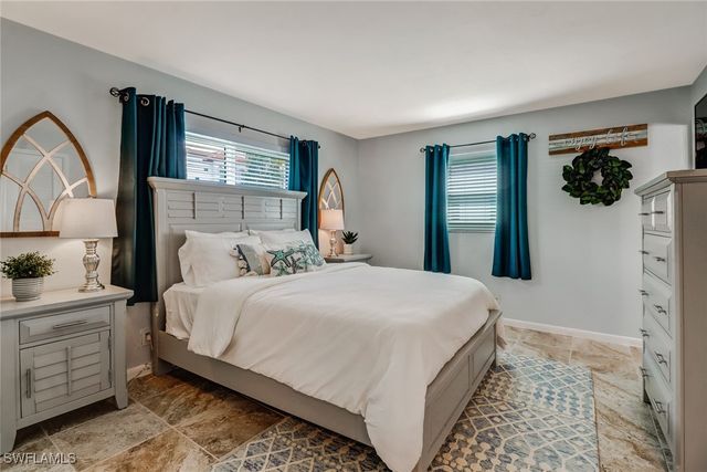 1351 Curlew AVE 104, Naples, FL 34102