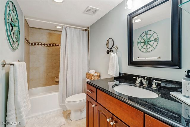 1351 Curlew AVE 104, Naples, FL 34102