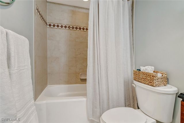 1351 Curlew AVE 104, Naples, FL 34102