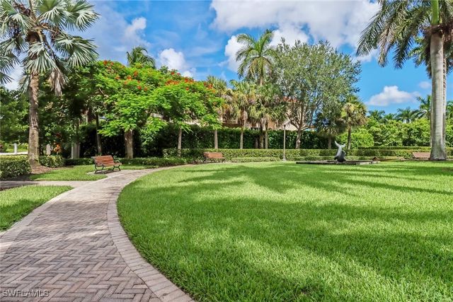 1351 Curlew AVE 104, Naples, FL 34102