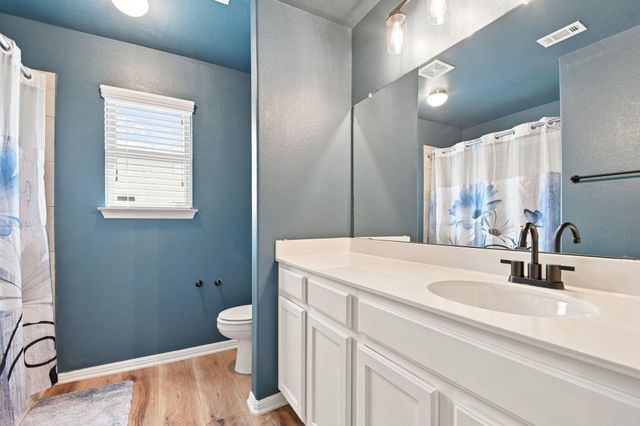 241 Eagle Brook LN, Buda, TX 78610