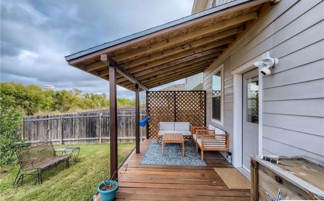 241 Eagle Brook LN, Buda, TX 78610
