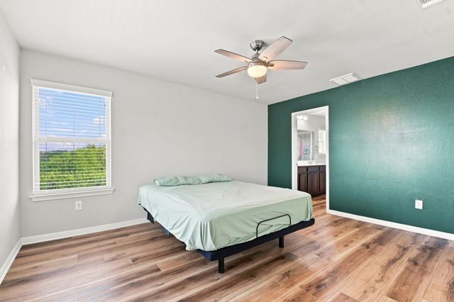 241 Eagle Brook LN, Buda, TX 78610