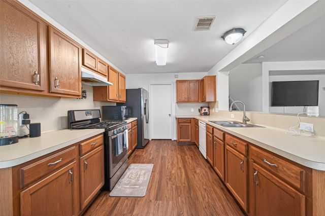 2910 Yearling Colt Court, Houston, TX 77038