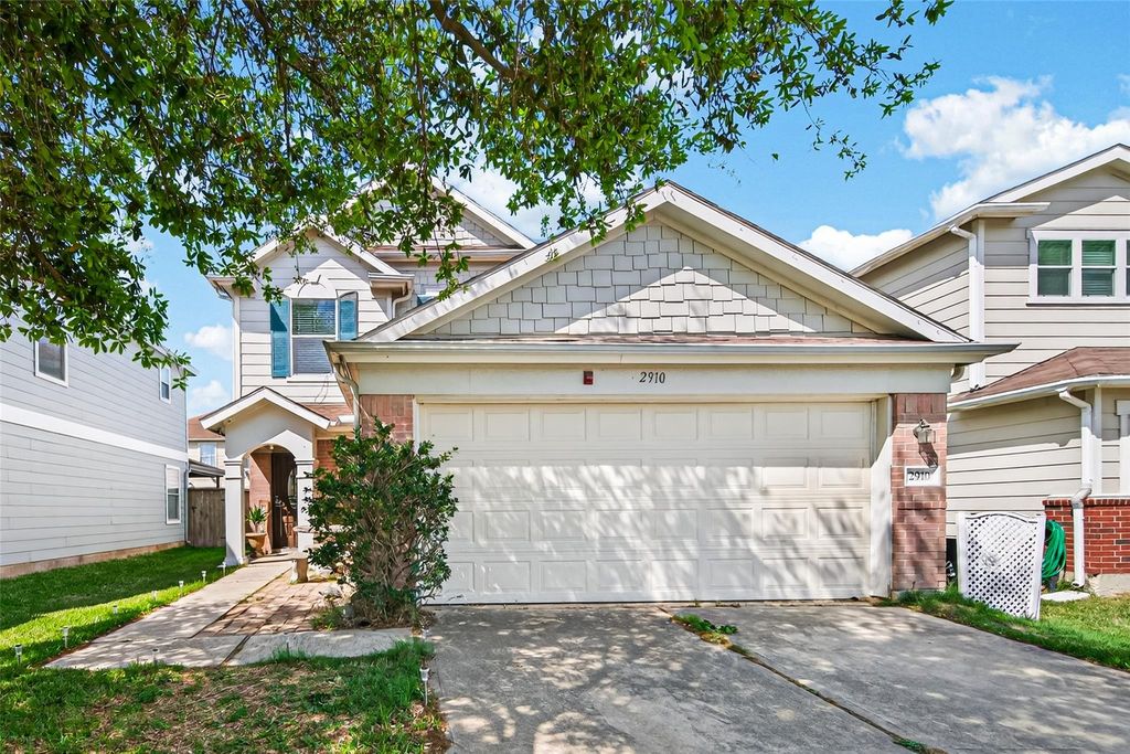 2910 Yearling Colt Court, Houston, TX 77038