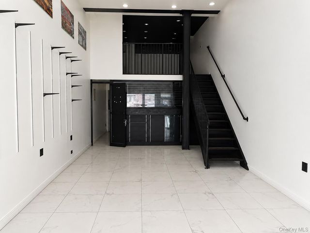 919 163rd E, Bronx, NY 10451