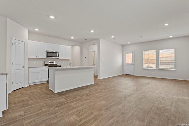 10725 Dazzle, San Antonio, TX 78252