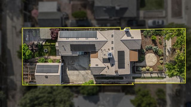 526 E Michigan Avenue, Fresno, CA 93704