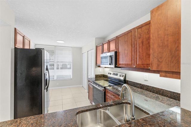 4550 PINEBROOK 106, Bradenton, FL 34209