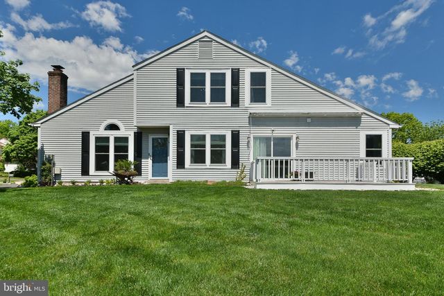 172 MEADOWVIEW CT, Langhorne, PA 19047