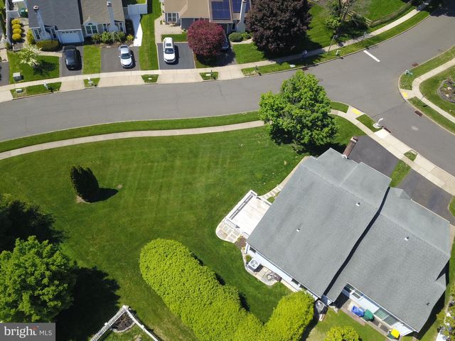 172 MEADOWVIEW CT, Langhorne, PA 19047