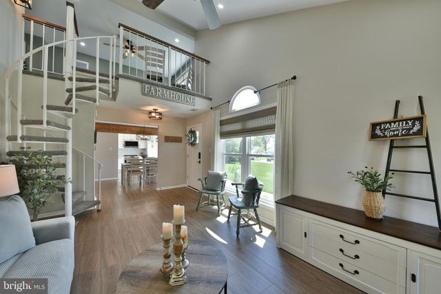 172 MEADOWVIEW CT, Langhorne, PA 19047