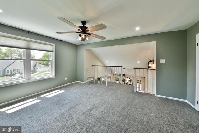 172 MEADOWVIEW CT, Langhorne, PA 19047