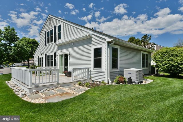 172 MEADOWVIEW CT, Langhorne, PA 19047