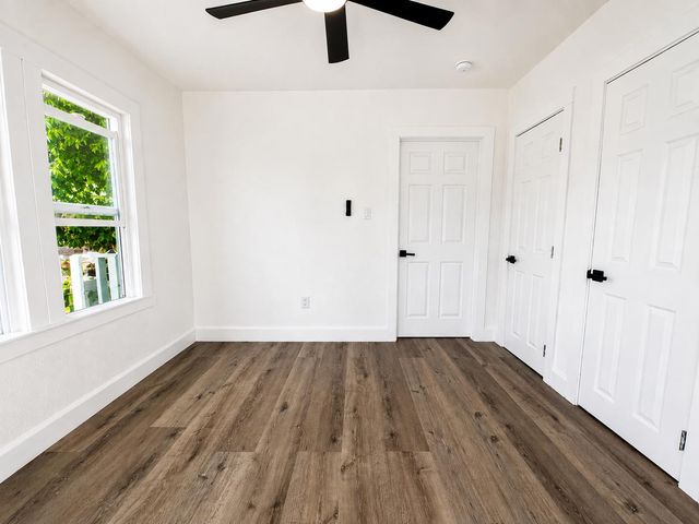 2125 E Myrtle St, Stockton, CA 95205