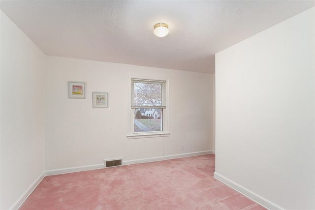 215 W Hamilton Lane, Battle Creek, MI 49015