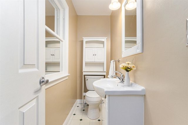 215 W Hamilton Lane, Battle Creek, MI 49015