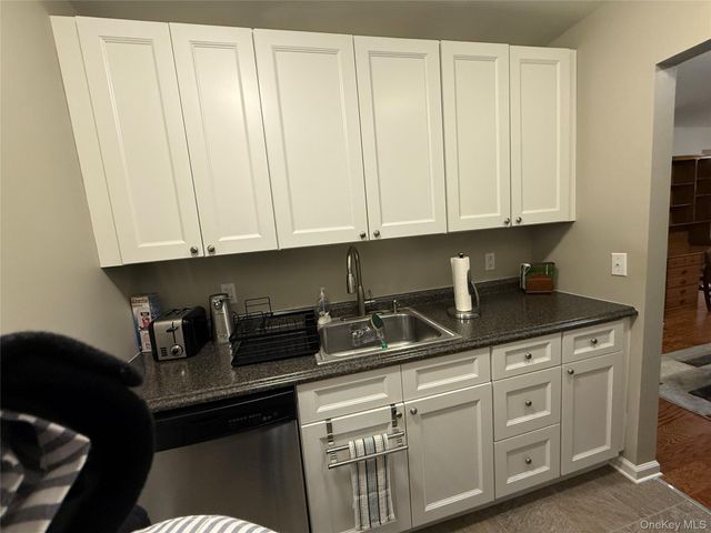 1008 McIntosh Place 10H, Newburgh, NY 12550