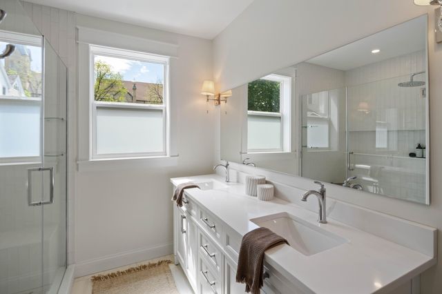 109 Pine Street E, Stillwater, MN 55082