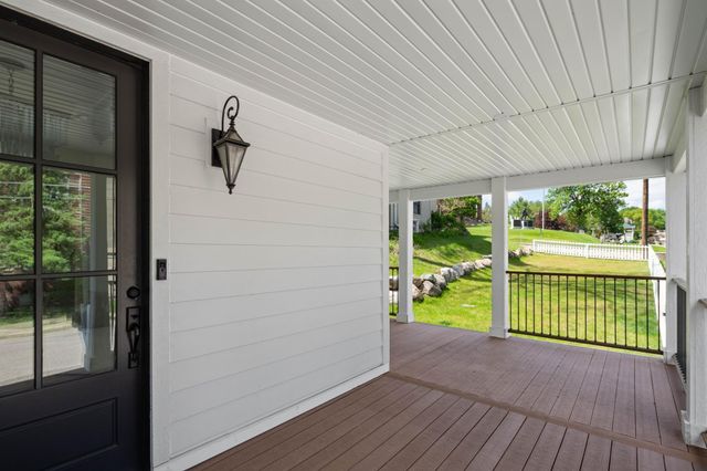 109 Pine Street E, Stillwater, MN 55082