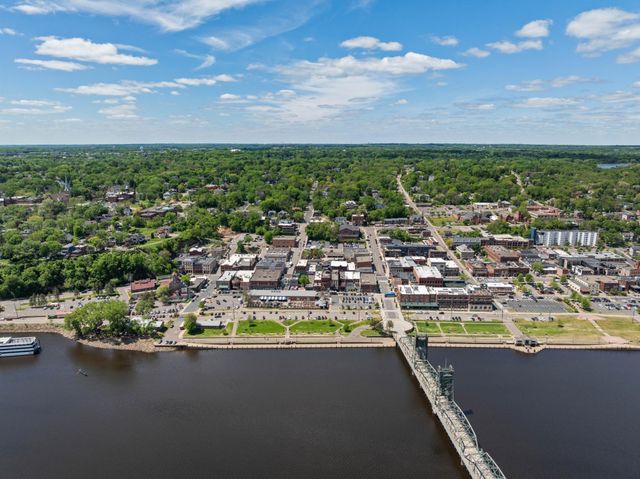 109 Pine Street E, Stillwater, MN 55082
