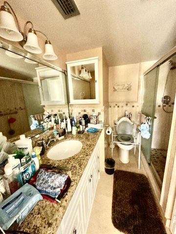 2030 Newcastle B, Boca Raton, FL 33434