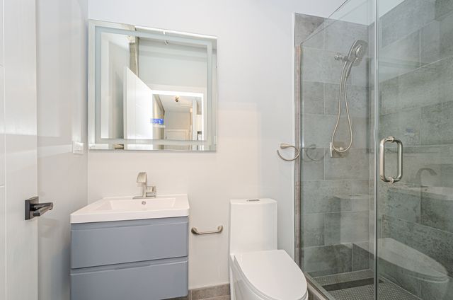 7645 N SHERIDAN Road 415, Chicago, IL 60626