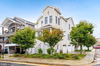 3 N VASSAR SQ, Ventnor City, NJ 08406