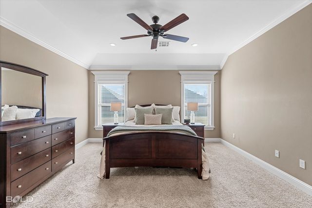 327 Ouchita Lane, Bossier City, LA 71112