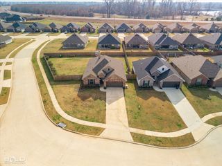 327 Ouchita Lane, Bossier City, LA 71112