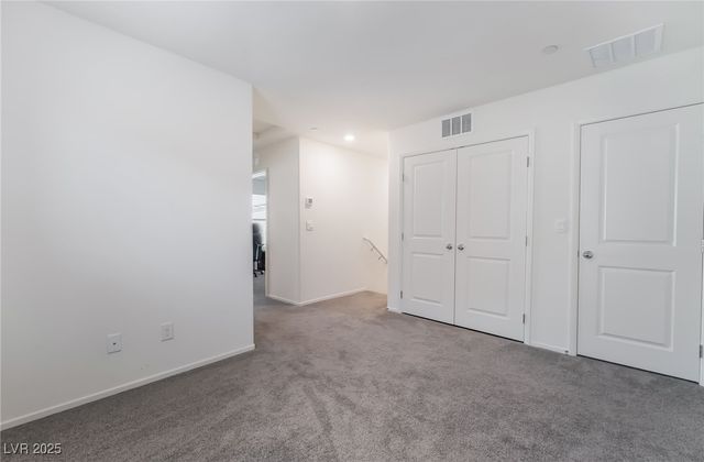 4585 Honey Hills Avenue, Las Vegas, NV 89141