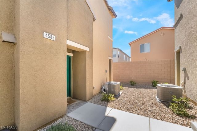 4585 Honey Hills Avenue, Las Vegas, NV 89141