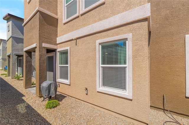 4585 Honey Hills Avenue, Las Vegas, NV 89141
