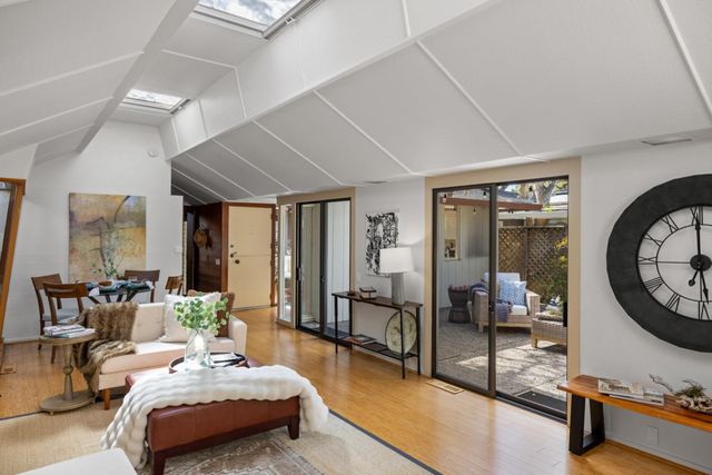 3 SW 13th SW San Carlos Street, Carmel, CA 93921