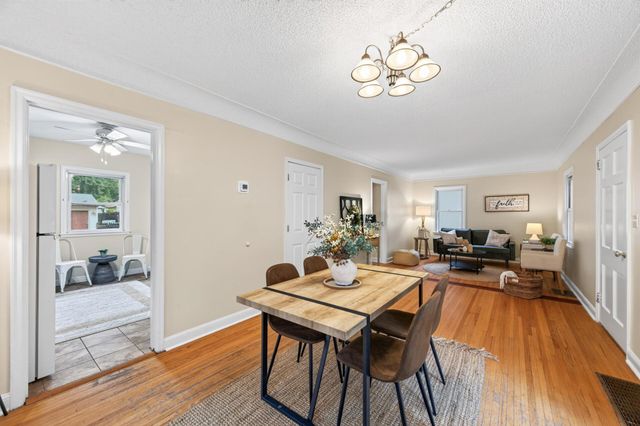 4711 Dupont Avenue N, Minneapolis, MN 55430