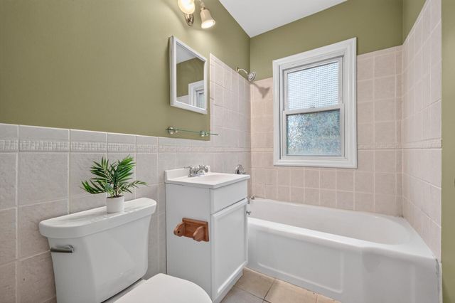 4711 Dupont Avenue N, Minneapolis, MN 55430