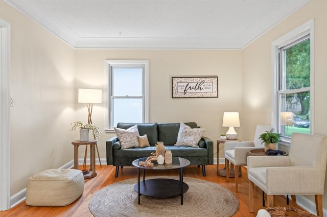 4711 Dupont Avenue N, Minneapolis, MN 55430