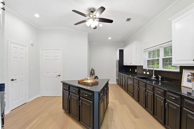 17275 Northcrest Circle, New Caney, TX 77357