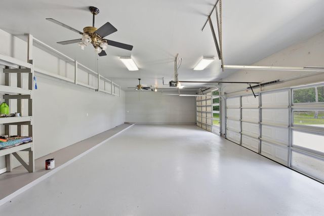 17275 Northcrest Circle, New Caney, TX 77357