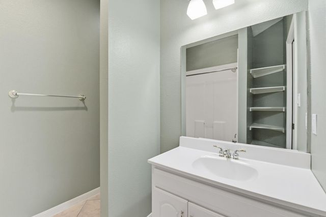 17275 Northcrest Circle, New Caney, TX 77357
