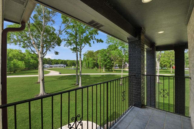 17275 Northcrest Circle, New Caney, TX 77357