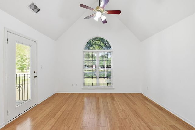 17275 Northcrest Circle, New Caney, TX 77357