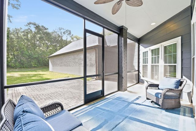17275 Northcrest Circle, New Caney, TX 77357