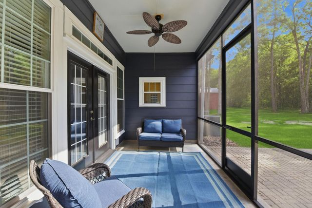 17275 Northcrest Circle, New Caney, TX 77357