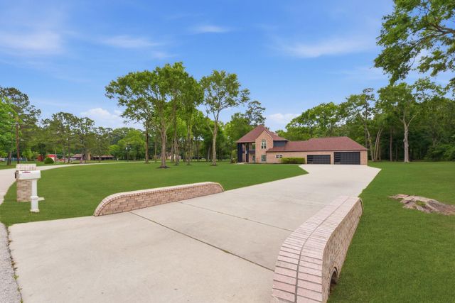 17275 Northcrest Circle, New Caney, TX 77357