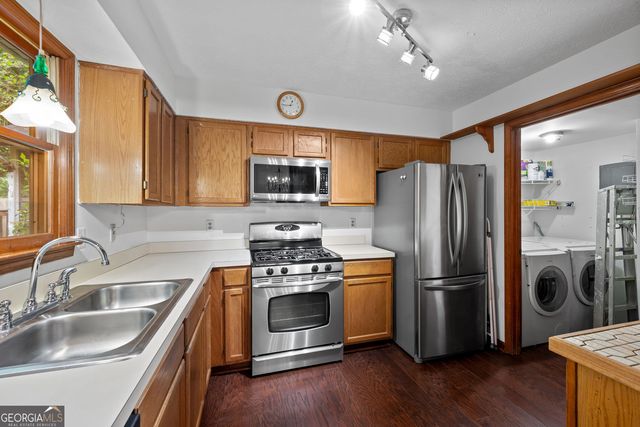 568 Stratford Green, Avondale Estates, GA 30002