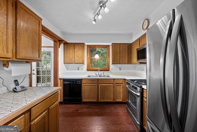 568 Stratford Green, Avondale Estates, GA 30002