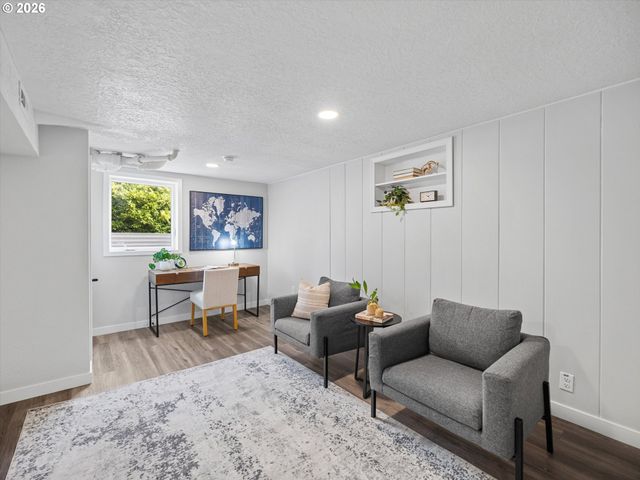 9835 Sw 80TH Ave, Portland, OR 97223