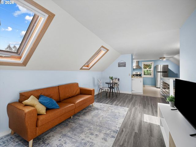 9835 Sw 80TH Ave, Portland, OR 97223