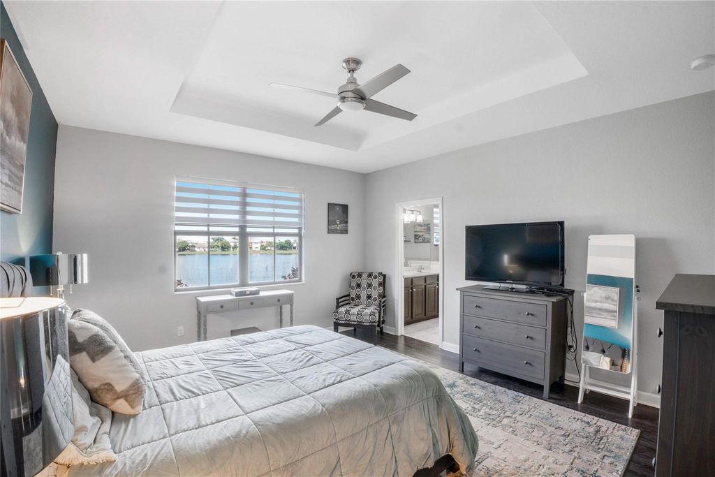 Image 34 of property listing at 8405 Lakeview Trl, Parkland, FL 33076